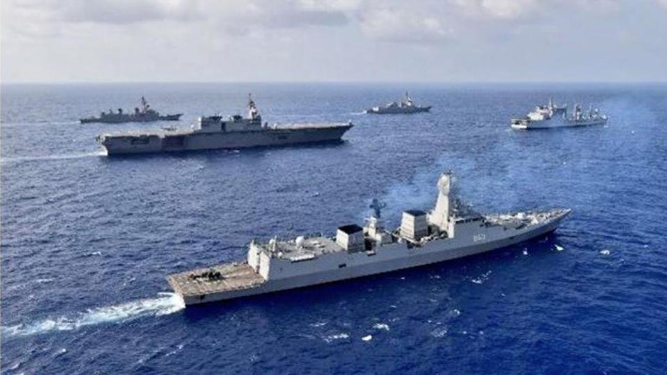 Vietnam, Australia express concern over South China Sea tensions