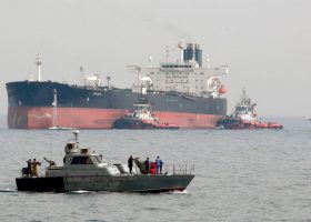 US sanctions Russian ships for delivering fuel to Syria