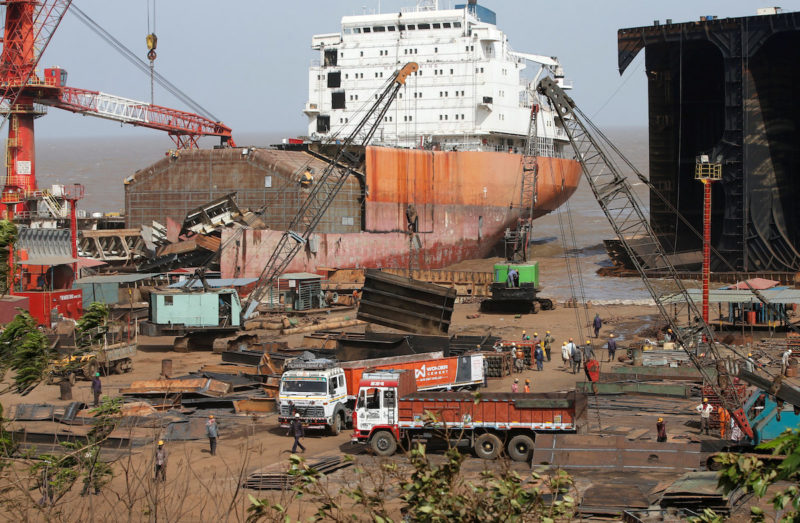 Two more workers die at Alang shipbreaking beaches
