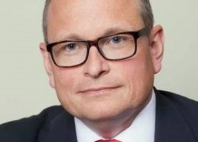 Dennis Lenthe Olesen