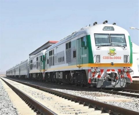 Nigeria to receive 20 new rail coaches from China