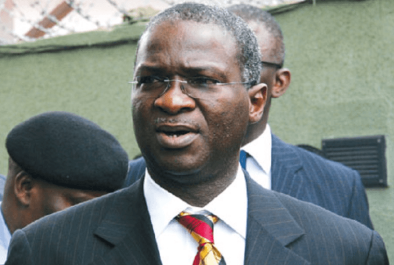 Federal roads repair: You’re on your own, Fashola tells Governors