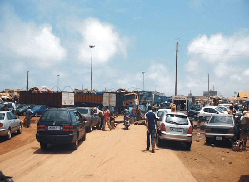 Customs officer opens up on land border closure 