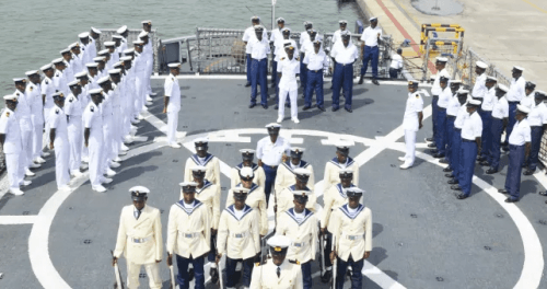 Navy promotes 140 senior officers
