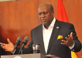 Ex-president of Ghana begs Nigeria to reopen land border
