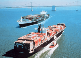 Fitch: Global shipping outlook is negative