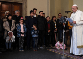 Pope Francis calls for closure of Libya migrant camps