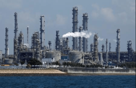 Singapore jails tanker captain in Shell oil heist case