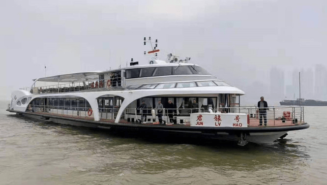 China’s first electric ship conducts trial operation 