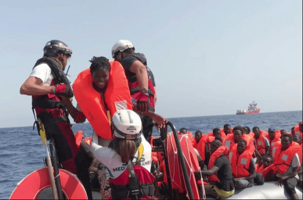 Italy allows migrant rescue boat stranded at sea to dock 