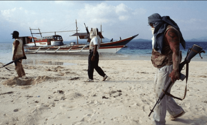 Pirates free 19 sailors kidnapped off Benin 