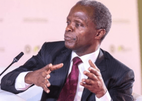Apapa gridlock, economy tops Osinbajo's discussion with LCCI