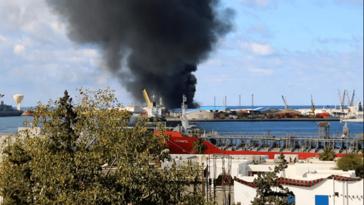 Missiles hit Tripoli port
