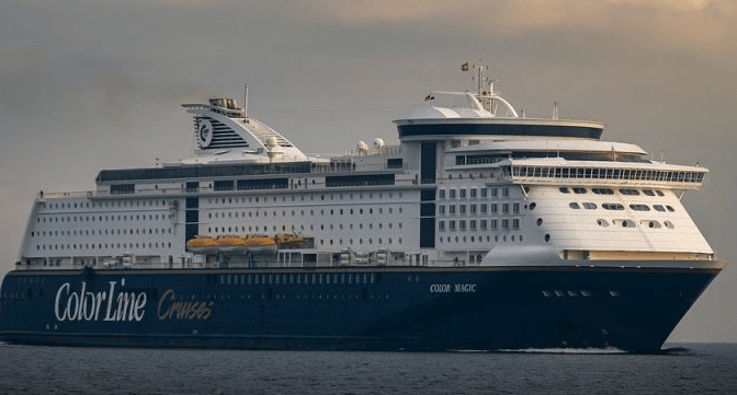 Man dies after falling off ferry 