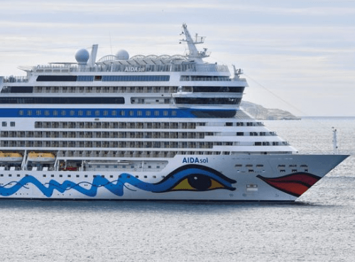 Major cruise lines suspend voyages at Trump’s request 
