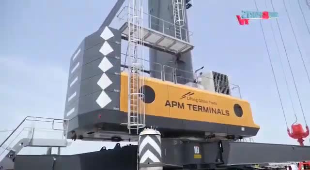 VIDEO: APM Terminals commissions new Mobile Harbour Cranes