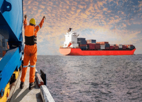 ICS releases guidance for safe ship-shore interface