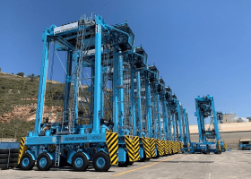 APM Terminals Rotterdam orders 16 straddle carriers