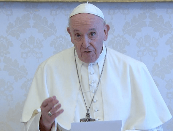 Pope Francis pays tribute to seafarers stuck at sea