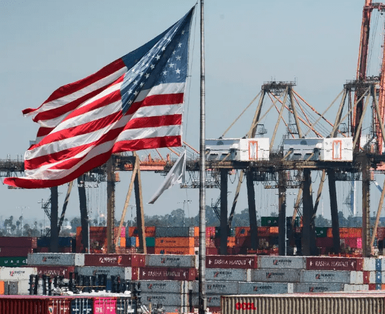 U.S. trade slumps to 10-year low 