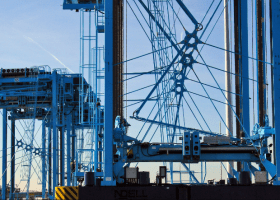 APM Terminals Rotterdam orders 16 straddle carriers 