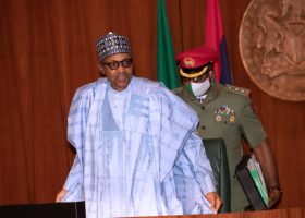 PHOTOS: Buhari presides over FEC meeting