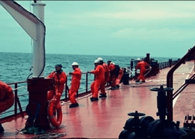 50,000 Filipinos seafarers trapped onboard ships