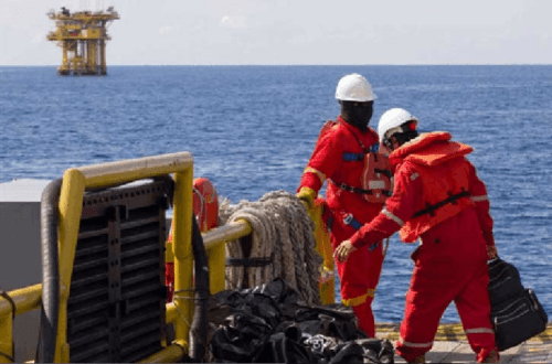 Group urges UK to exempt offshore workers from COVID-19 quarantine restrictions 