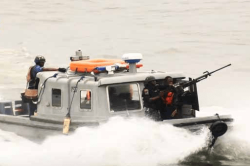 Navy arrests five suspected oil thieves in Akwa Ibom 