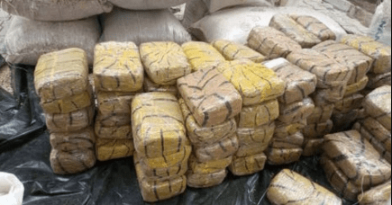 Customs arrests 15 smugglers, impounds N80m contraband in Kano