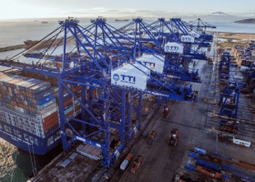 HMM sells stake in Algeciras container terminal to CMA CGM