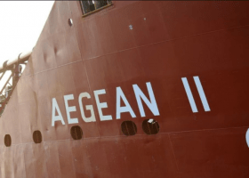 Somali pirates launch first successful hijacking tanker in 3 years