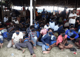 300 Rohingya migrants reach Indonesia after seven months at sea 