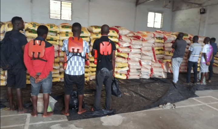 Nigerian Navy arrests eight suspected rice smugglers 