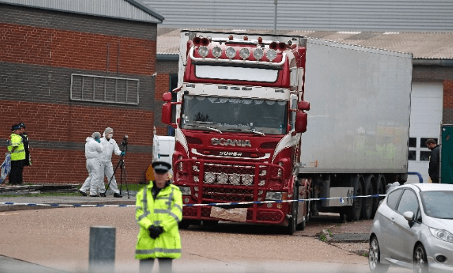 UK begins trial of suspected killers of 39 migrants 