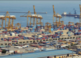 China's western land-sea freight volume surges in the first nine months
