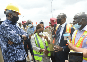 Fashola: Apapa bridge will be reopened in 'a few days'