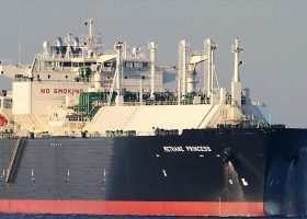 Pirates kidnap seafarer from LNG carrier in Gulf of Guinea