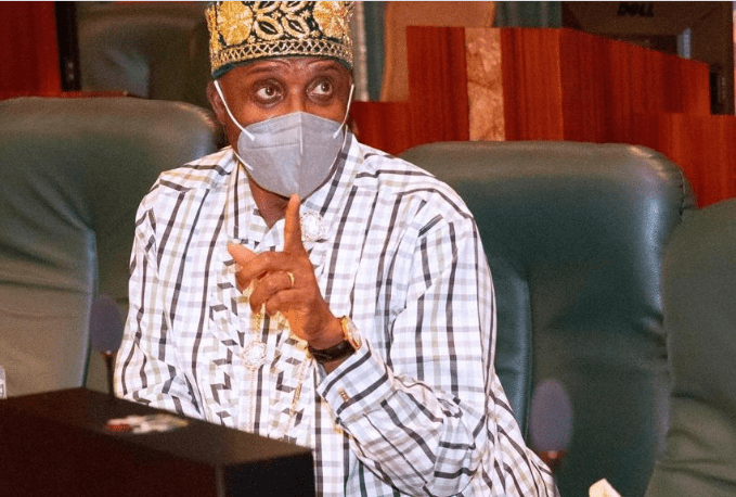Amaechi denies granting Cabotage waivers to foreign vessels