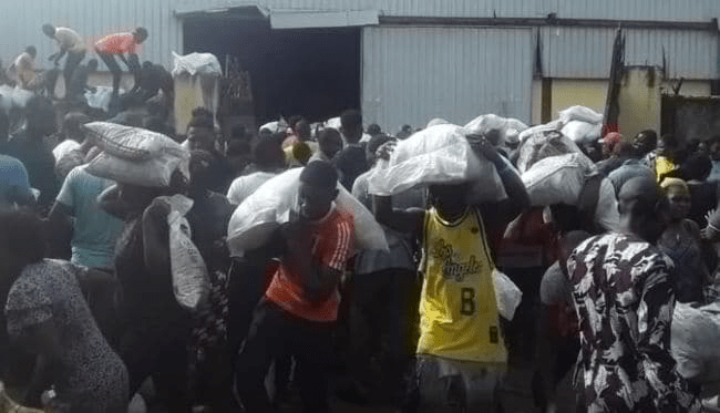 VIDEO: Residents loot, damage Customs office in Yola 