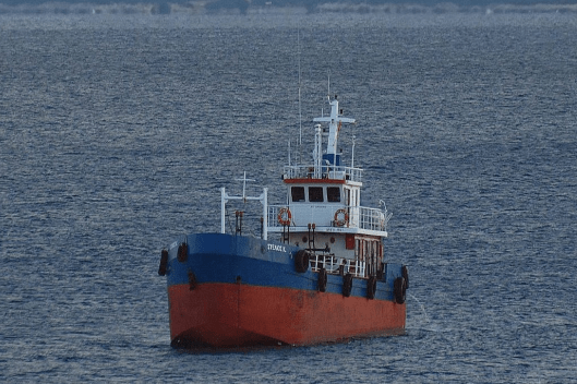 Pirates kidnap 3 seafarers on hunkering vessel in Lagos