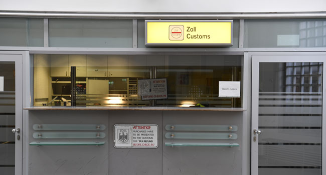 Robbers steal €6.5m at Customs office