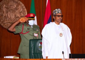 Buhari presides over FEC meeting
