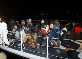 Tunisian navy rescues 93 illegal migrants