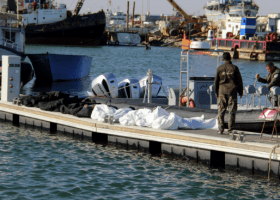20 migrants die as boat sinks in Tunisia
