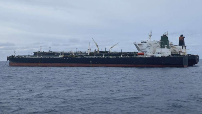  Indonesia escorts seized tankers to dock for investigation