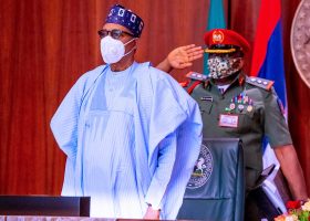 Buhari presides over FEC meeting