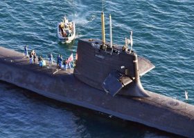 Submarine hits ship off Japan