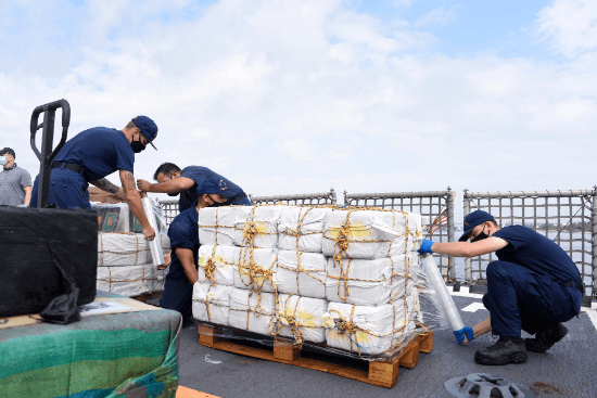 U.S. Coast Guard offloads $330m drugs in Florida