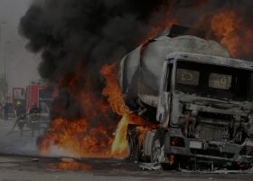 Fuel tanker